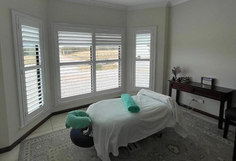 פנסיון Mudgee Guesthouse