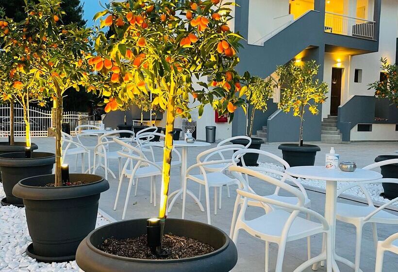 Acrotel Lily Ann Village