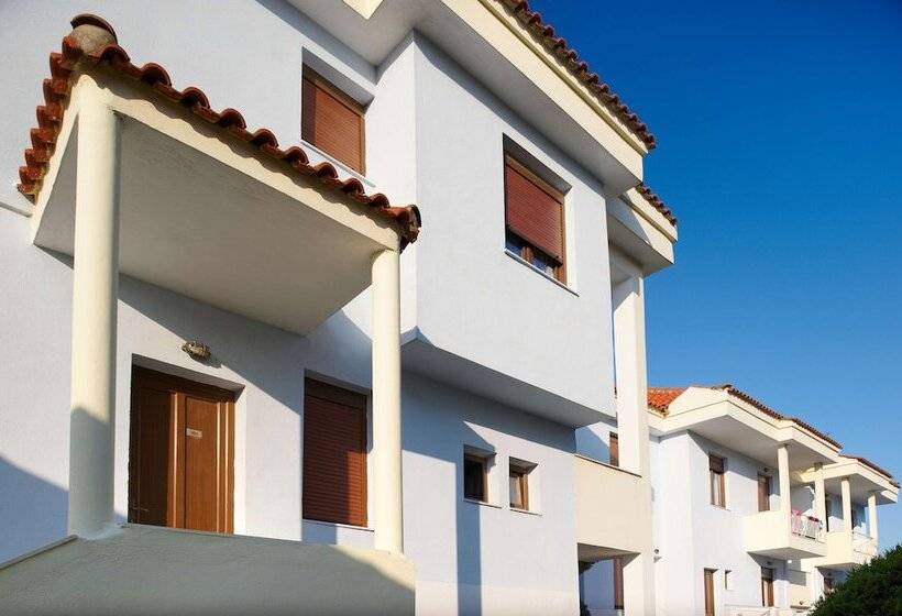 Acrotel Lily Ann Village