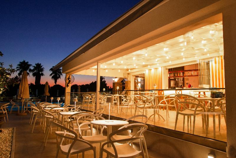 Acrotel Lily Ann Village