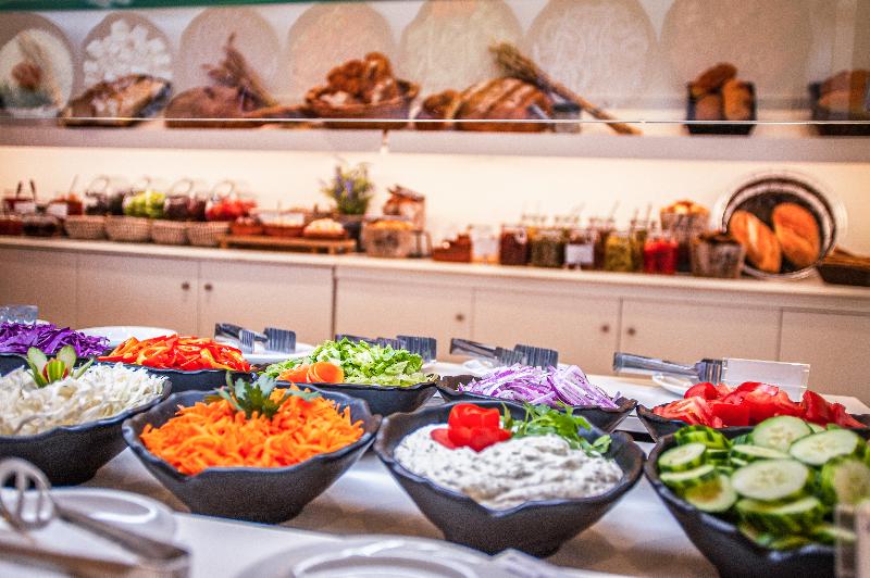 Acrotel Lily Ann Village