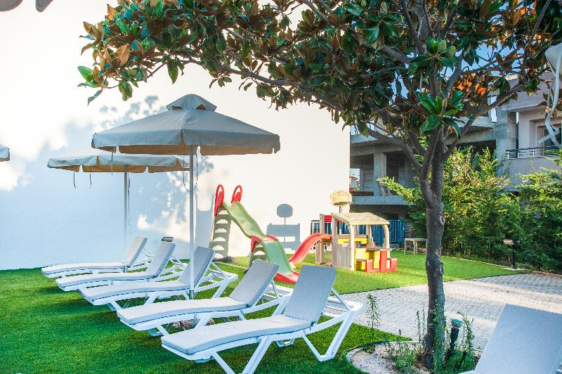 Acrotel Lily Ann Village