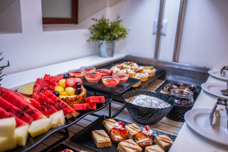 Acrotel Lily Ann Village