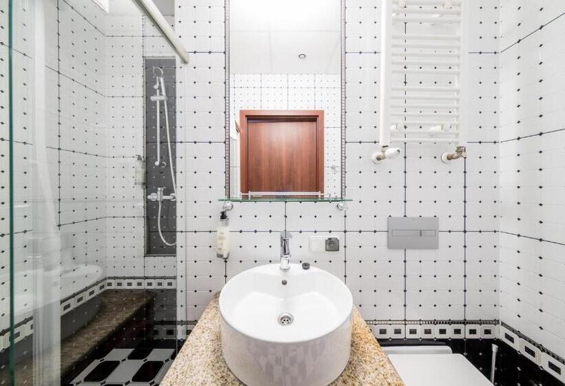 הוסטל Piast Wrocław Centrum