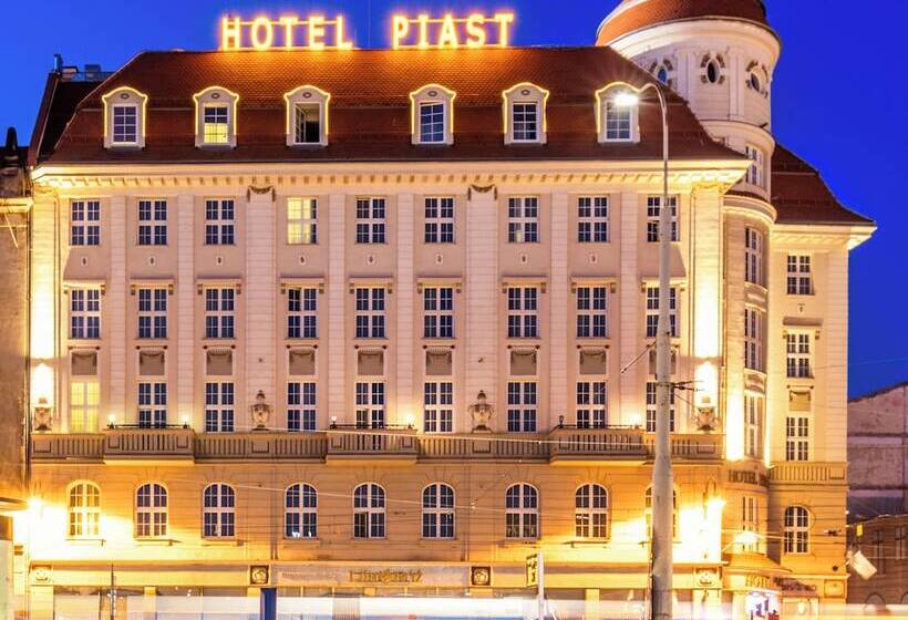 הוסטל Piast Wrocław Centrum