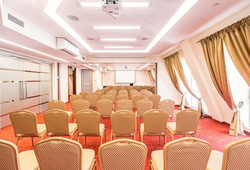 הוסטל Piast Wrocław Centrum