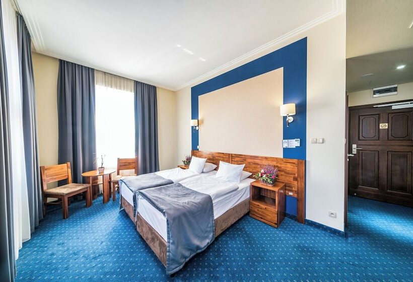 הוסטל Piast Wrocław Centrum