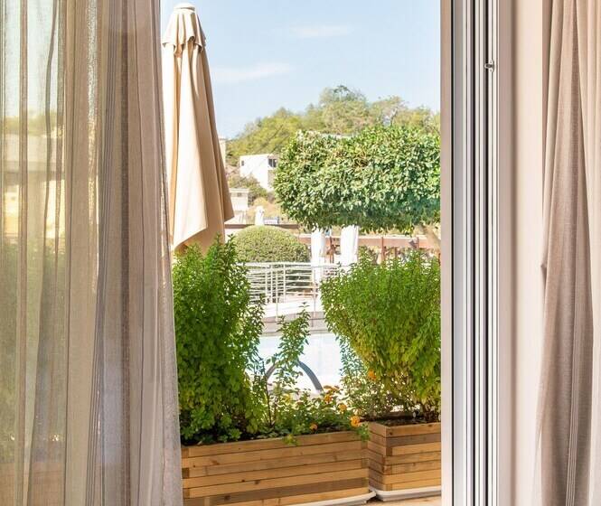 فندق Almiriki Chios Rooms & Apartments