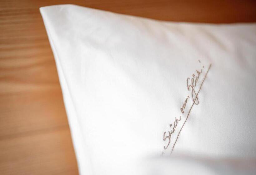 Alpen Comfort Hotel Central