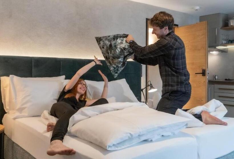 تختخواب و صبحانه Glanz & Glory Appartements Sölden