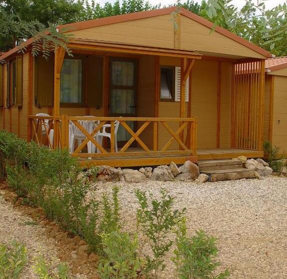 Camping Bungalows Mariola