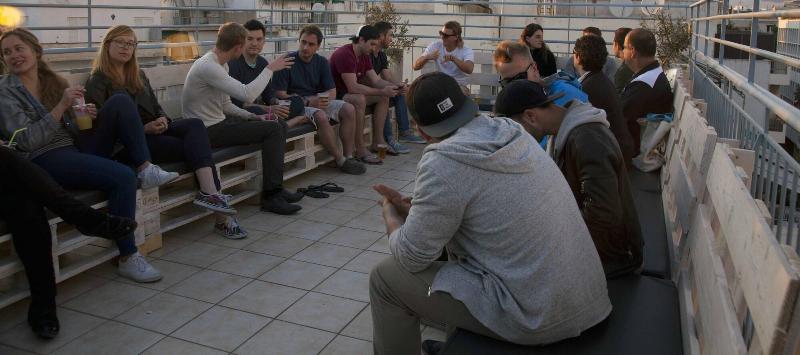 簡易ホテル Athens Backpackers