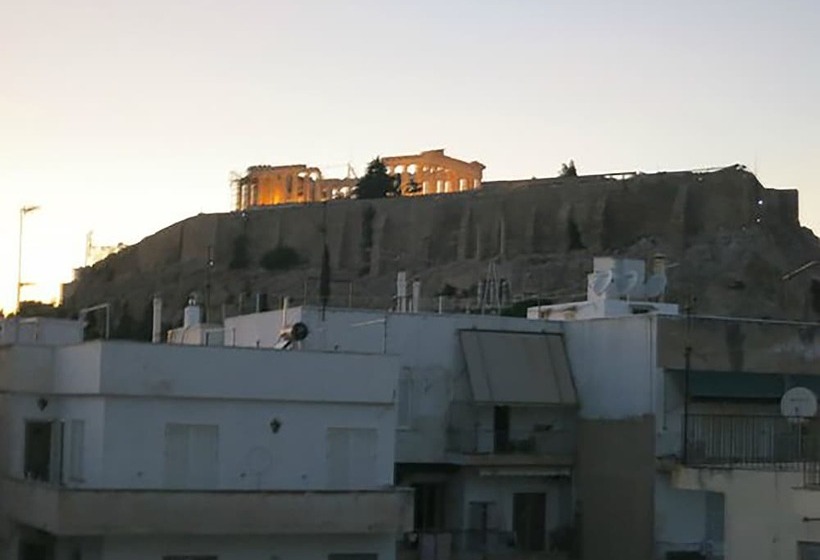 簡易ホテル Athens Backpackers