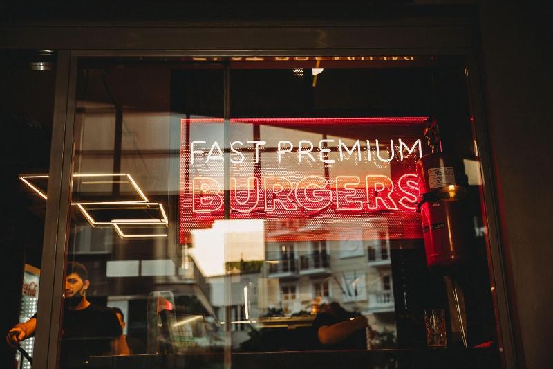 簡易ホテル Athens Backpackers