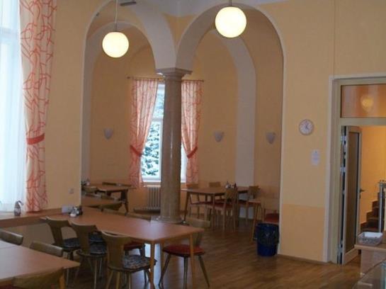 여관 Jufa Semmering