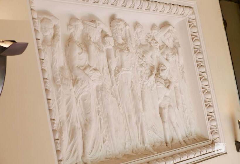 בית מלון כפרי Aldrovandi Residence City Suites