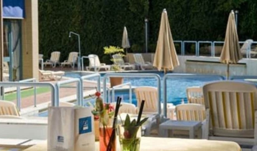 בית מלון כפרי Aldrovandi Residence City Suites