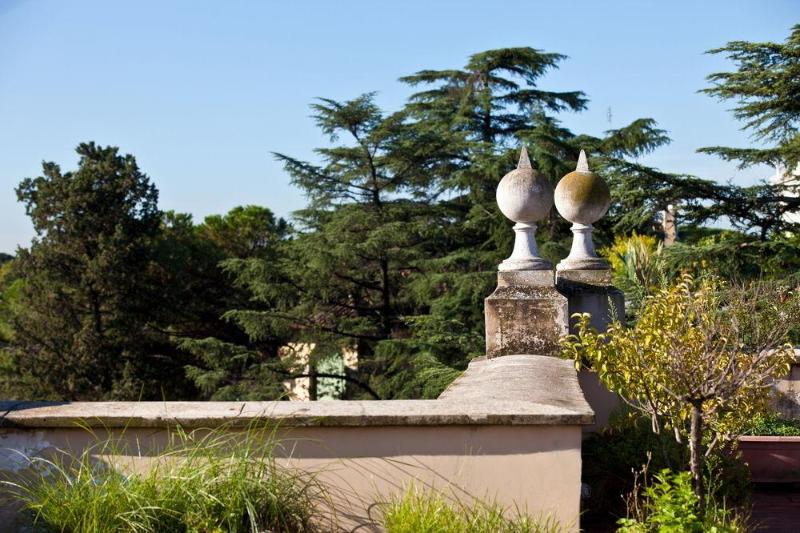 בית מלון כפרי Aldrovandi Residence City Suites