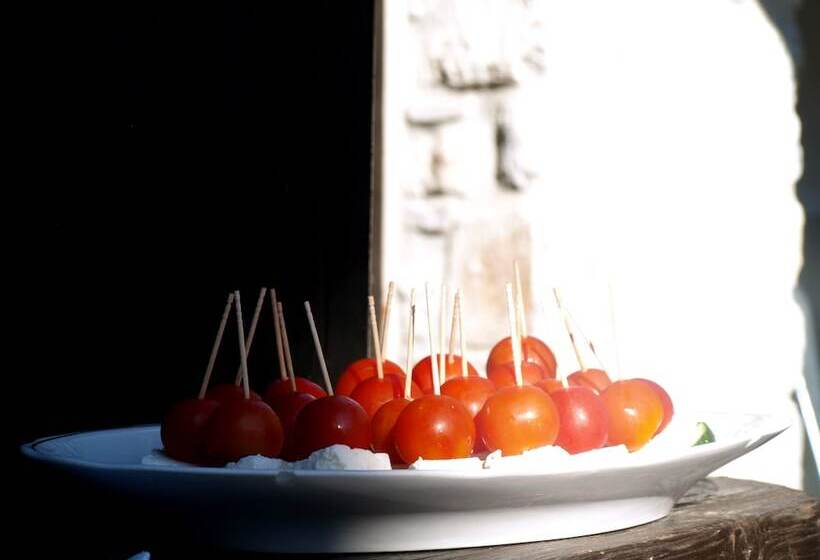 בית מלון כפרי Archontika Karamarlis