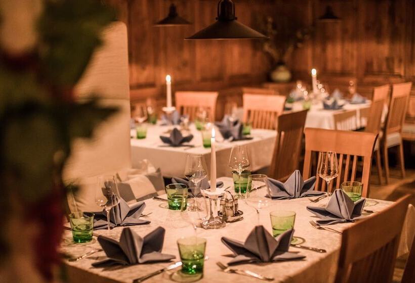 فندق Arlen Lodge