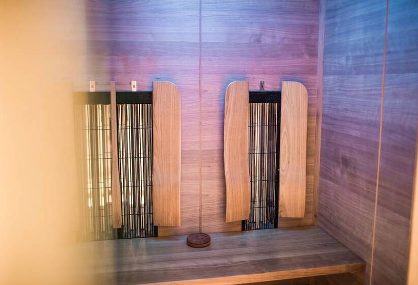 فندق Arlen Lodge