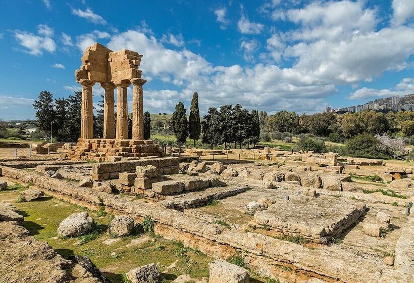 Отель La Dolce Vita   Luxury House