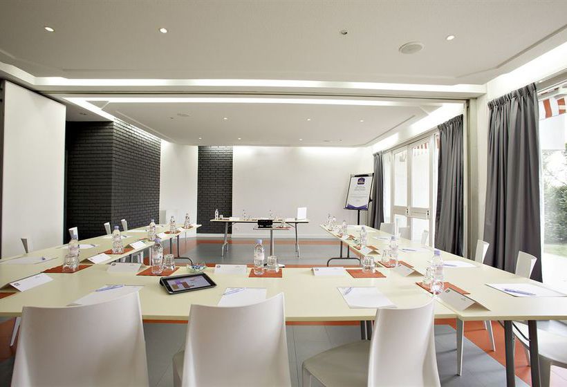 هتل Sure  Bordeaux Aeroport