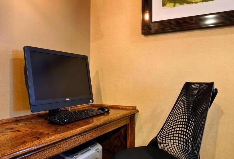 فندق Best Western Gateway Inn