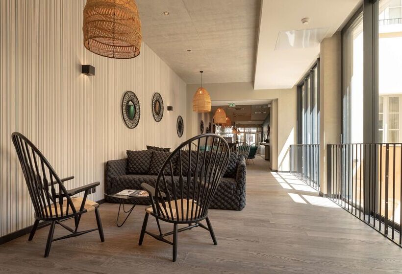 هتل Best Western Plus Hôtel La Joliette