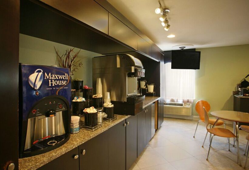 فندق Best Western Zachary Inn