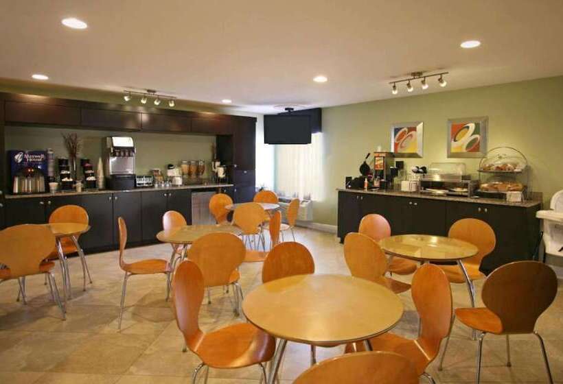 فندق Best Western Zachary Inn