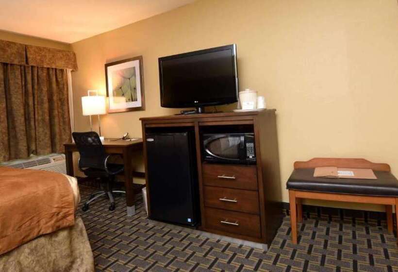 فندق Best Western Zachary Inn