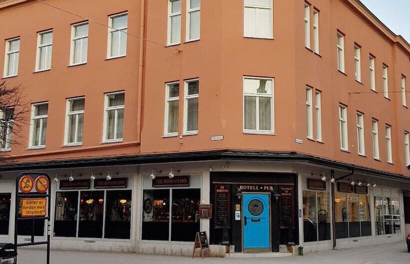 בית מלון כפרי Bishops Arms Koping