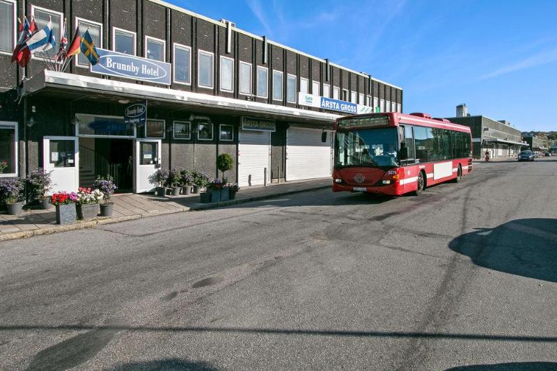 ホテル Brunnby