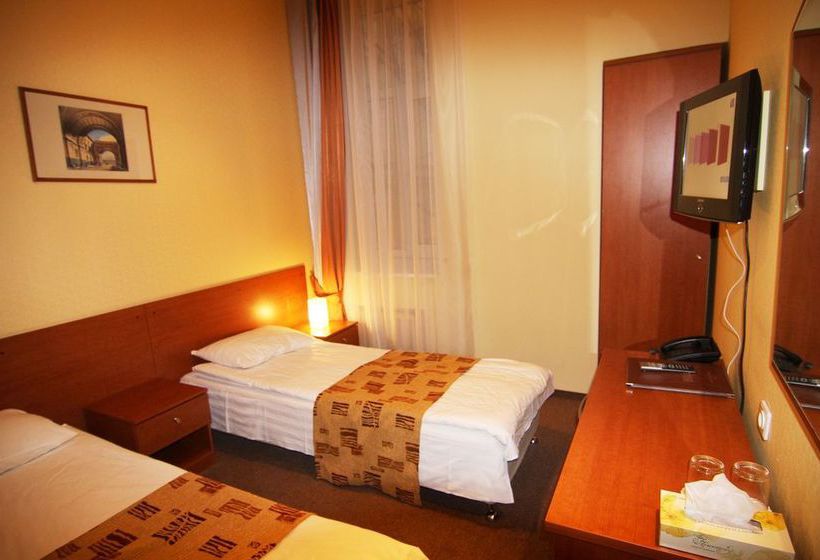 فندق By The Hermitage