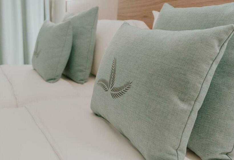 هتل Catalina Plaza Sostenible