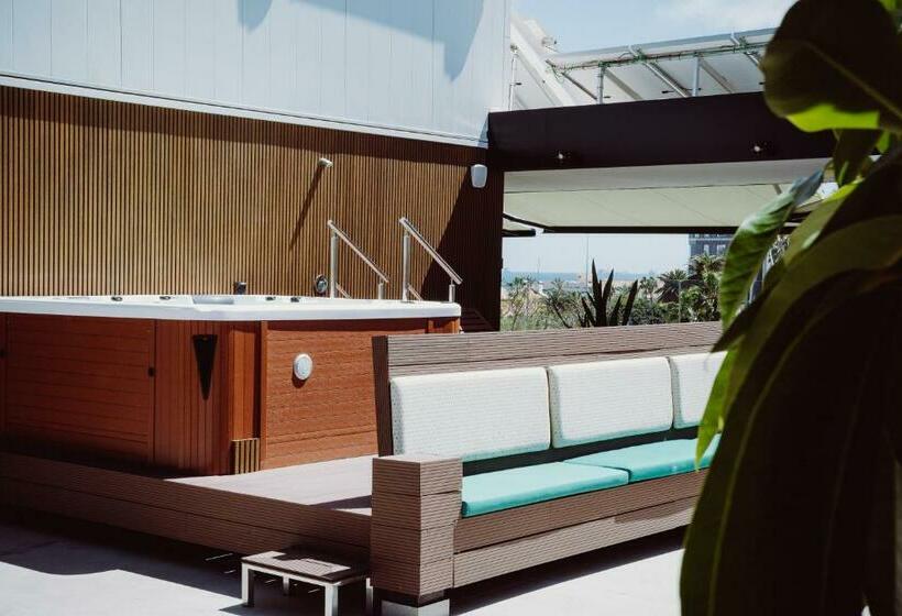 هتل Catalina Plaza Sostenible