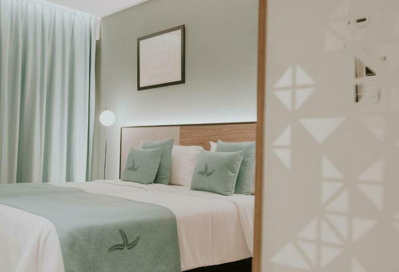 هتل Catalina Plaza Sostenible