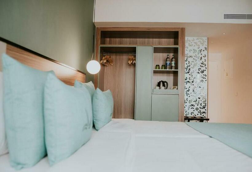 هتل Catalina Plaza Sostenible