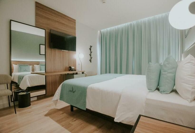 هتل Catalina Plaza Sostenible