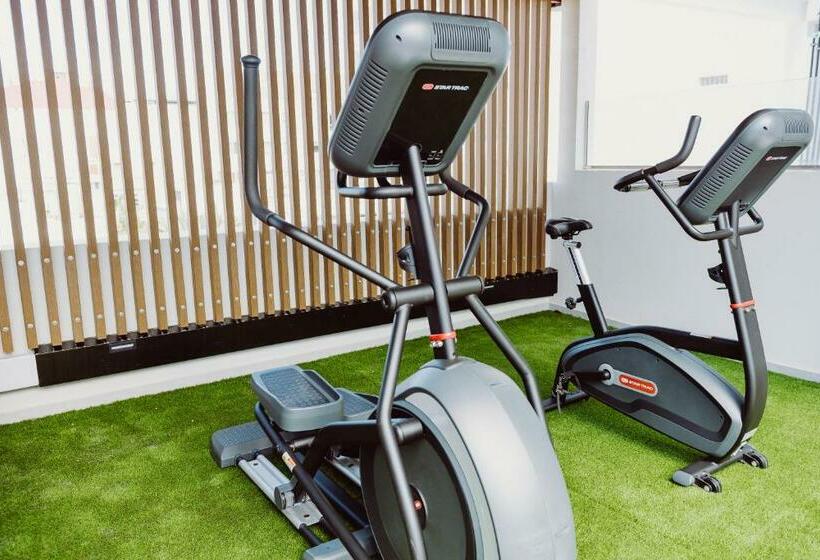 هتل Catalina Plaza Sostenible