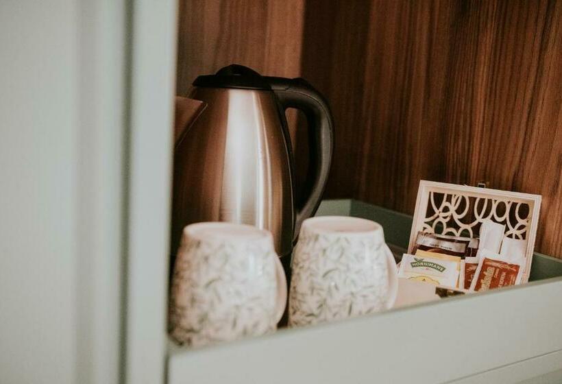 هتل Catalina Plaza Sostenible