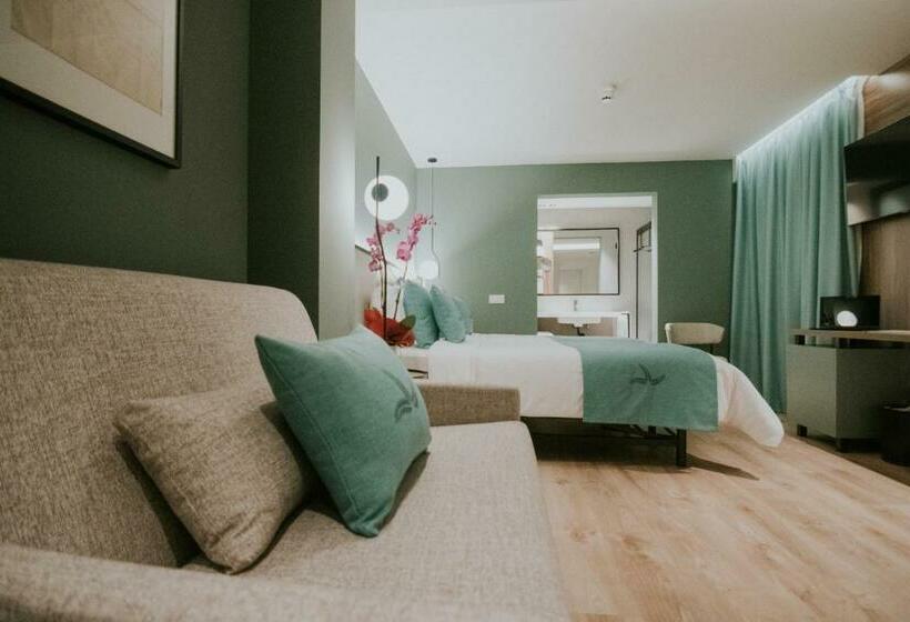 هتل Catalina Plaza Sostenible