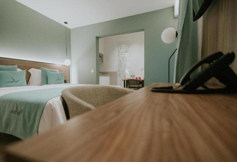 هتل Catalina Plaza Sostenible