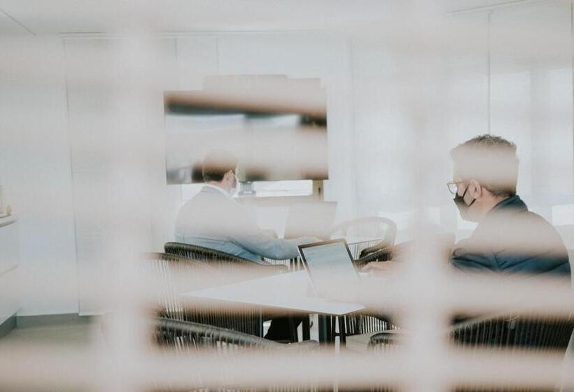 هتل Catalina Plaza Sostenible