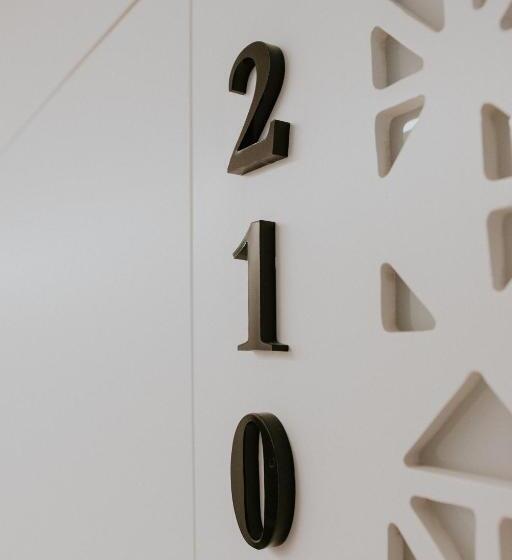 هتل Catalina Plaza Sostenible