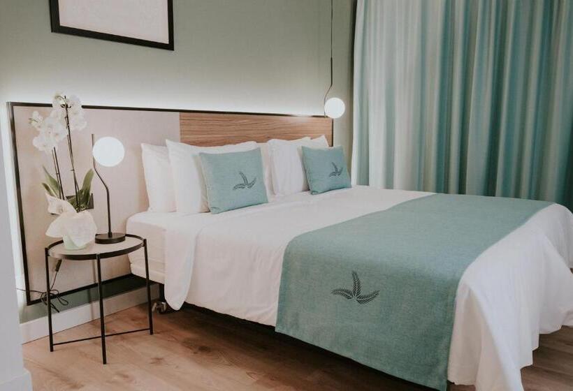 هتل Catalina Plaza Sostenible