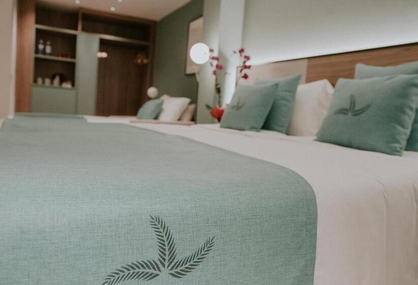 هتل Catalina Plaza Sostenible