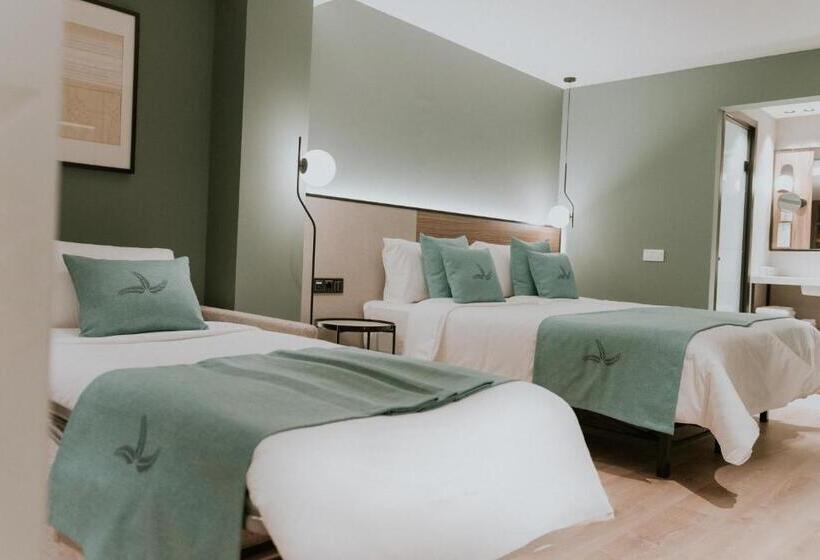 هتل Catalina Plaza Sostenible