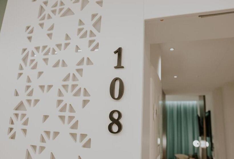 هتل Catalina Plaza Sostenible